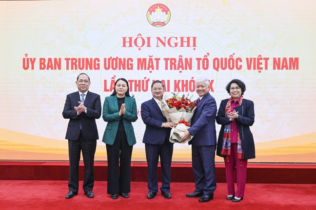 Tạo đồng thuận cao trong thực hiện cuộc cách mạng về tinh gọn bộ máy